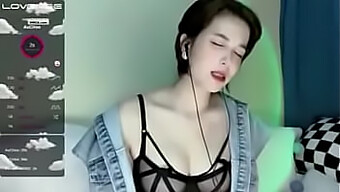 Tiaodan'S Webcam Performance Leaves Viewers Stunned And Craving For More