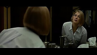 Pregătește-Te Pentru Scene Fierbinți Cu Rosamund Pike În Filmul Gone Girl