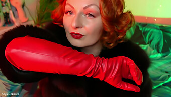 Milf Boginja' Latex Fetish: Osupljiv Amaterski Video