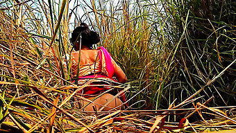 Indian Amateur Bhabhi Gets Wild In The Great Outdoors