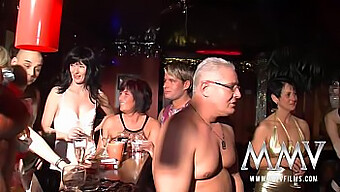 Wilde Deutsche Swingerparty Mit Hardcore Gruppensex Und Cumshot